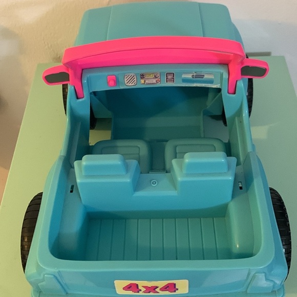 Vintage Barbie convertible Jeep - Picture 5 of 8